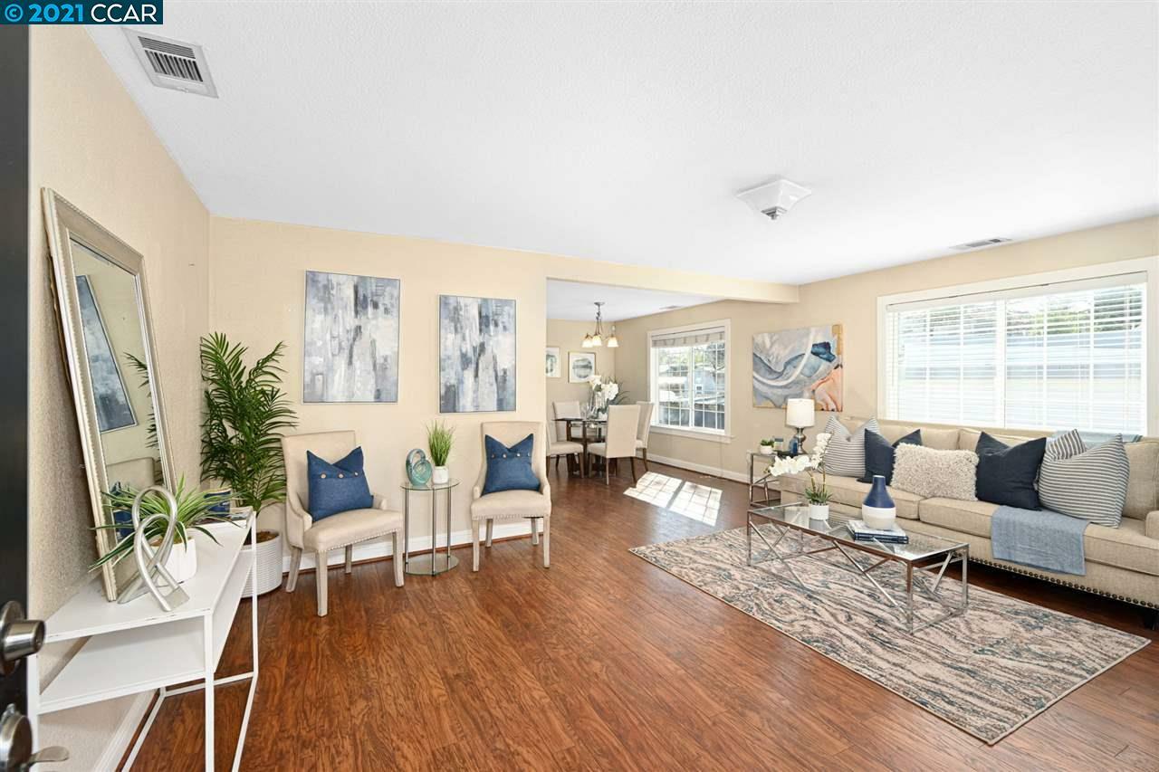 Property Photo: 35 Adelaide Dr CA 94553