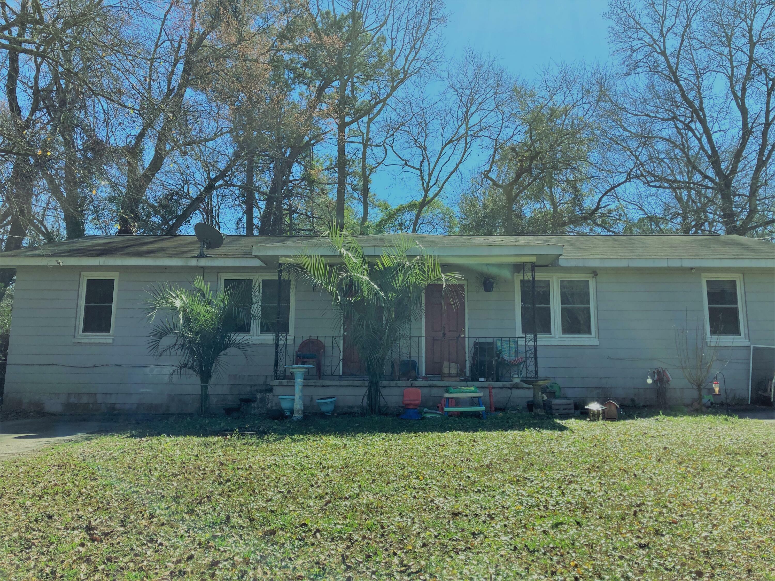 Property Photo:  1155 Berkeley Street  SC 29410 