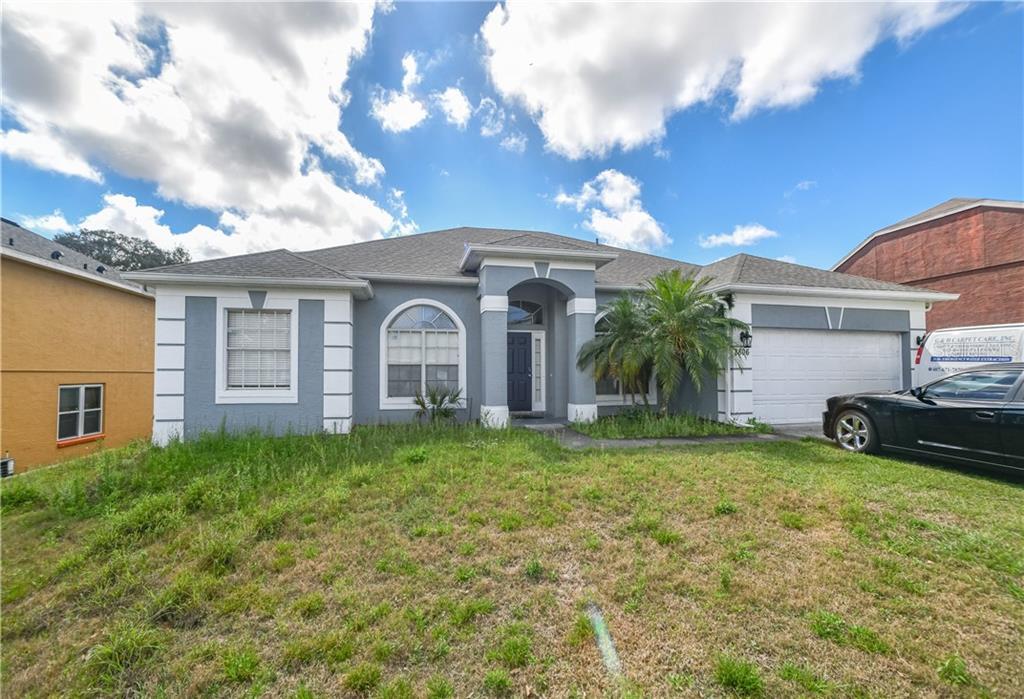 Property Photo: 8806 Scenic Vista Court FL 32818