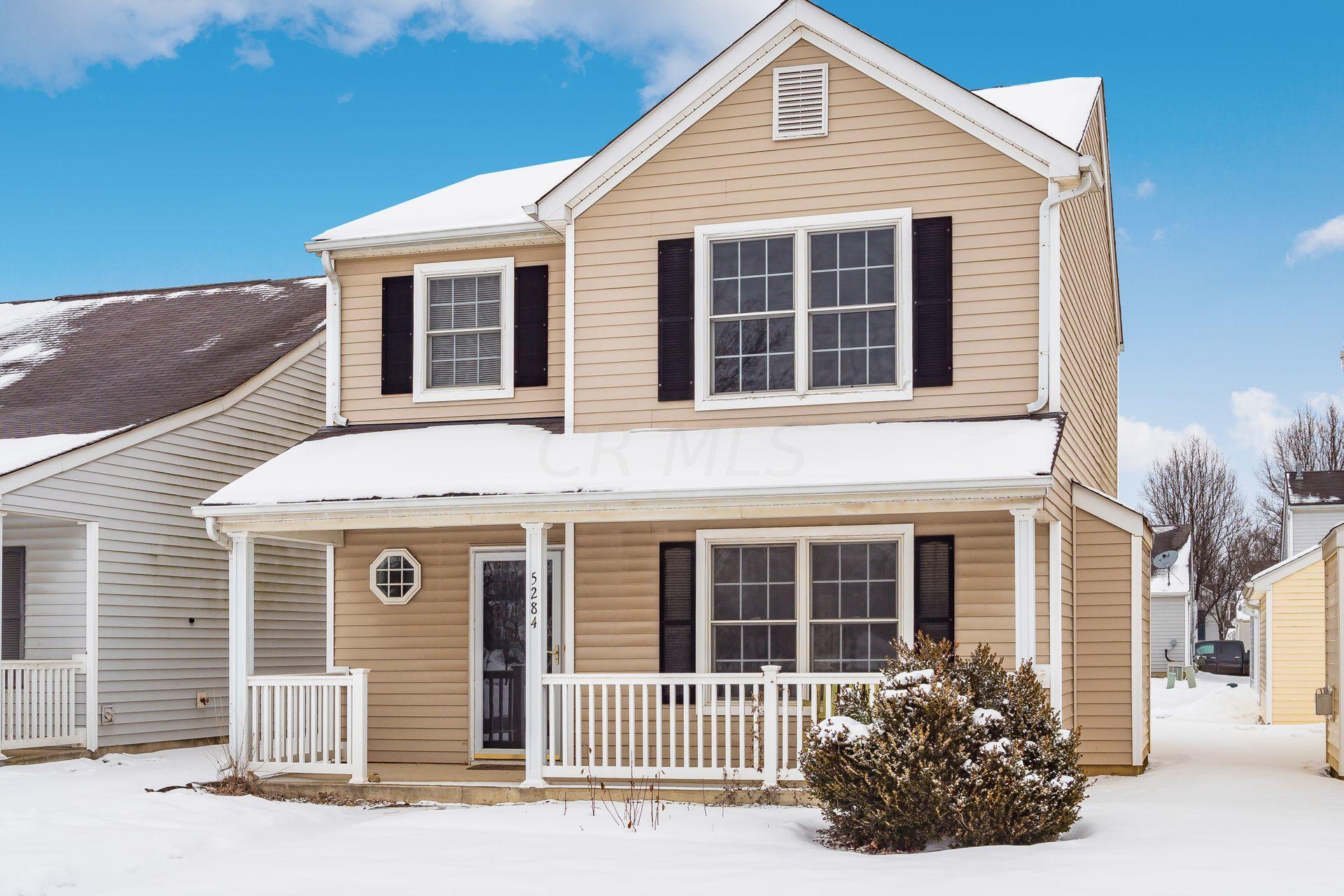 Property Photo: 5284 Horseshoe N Drive OH 43146