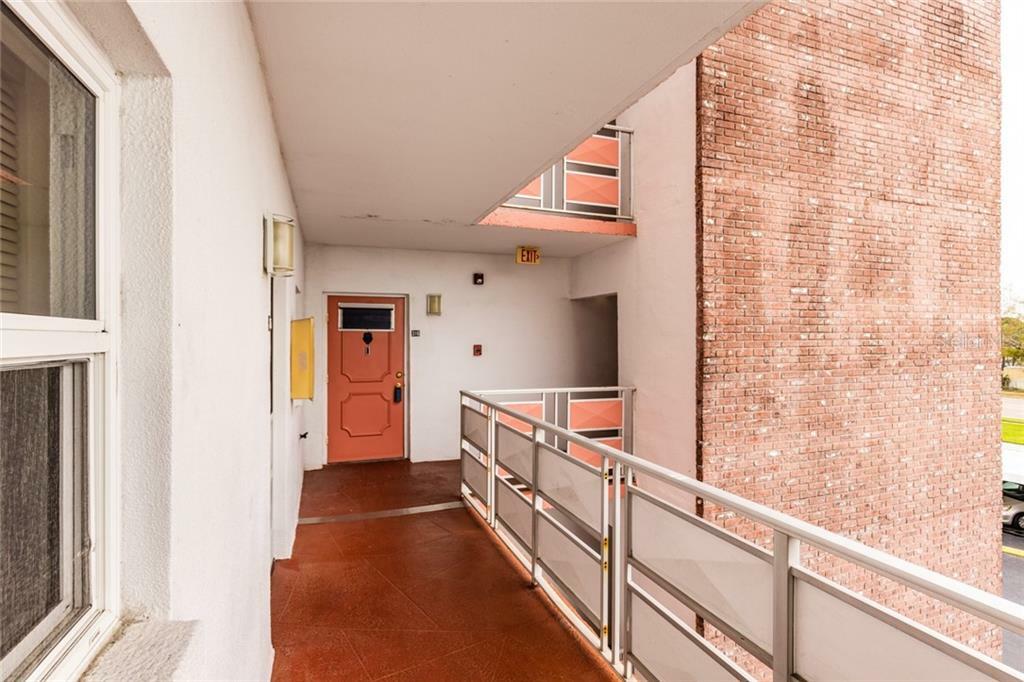 Property Photo: 5501 80th Street N 316 FL 33709