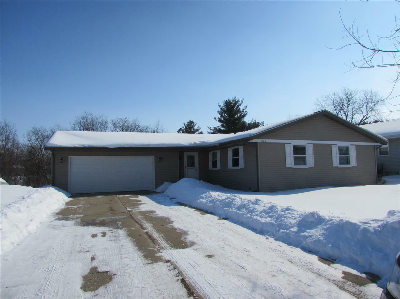 Property Photo:  838 Somerset Dr  WI 53545 