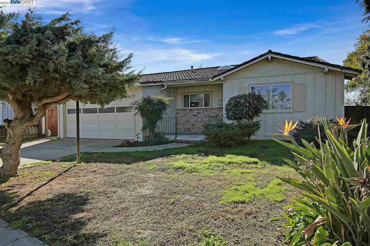 Property Photo:  40149 Davis Street  CA 94538 