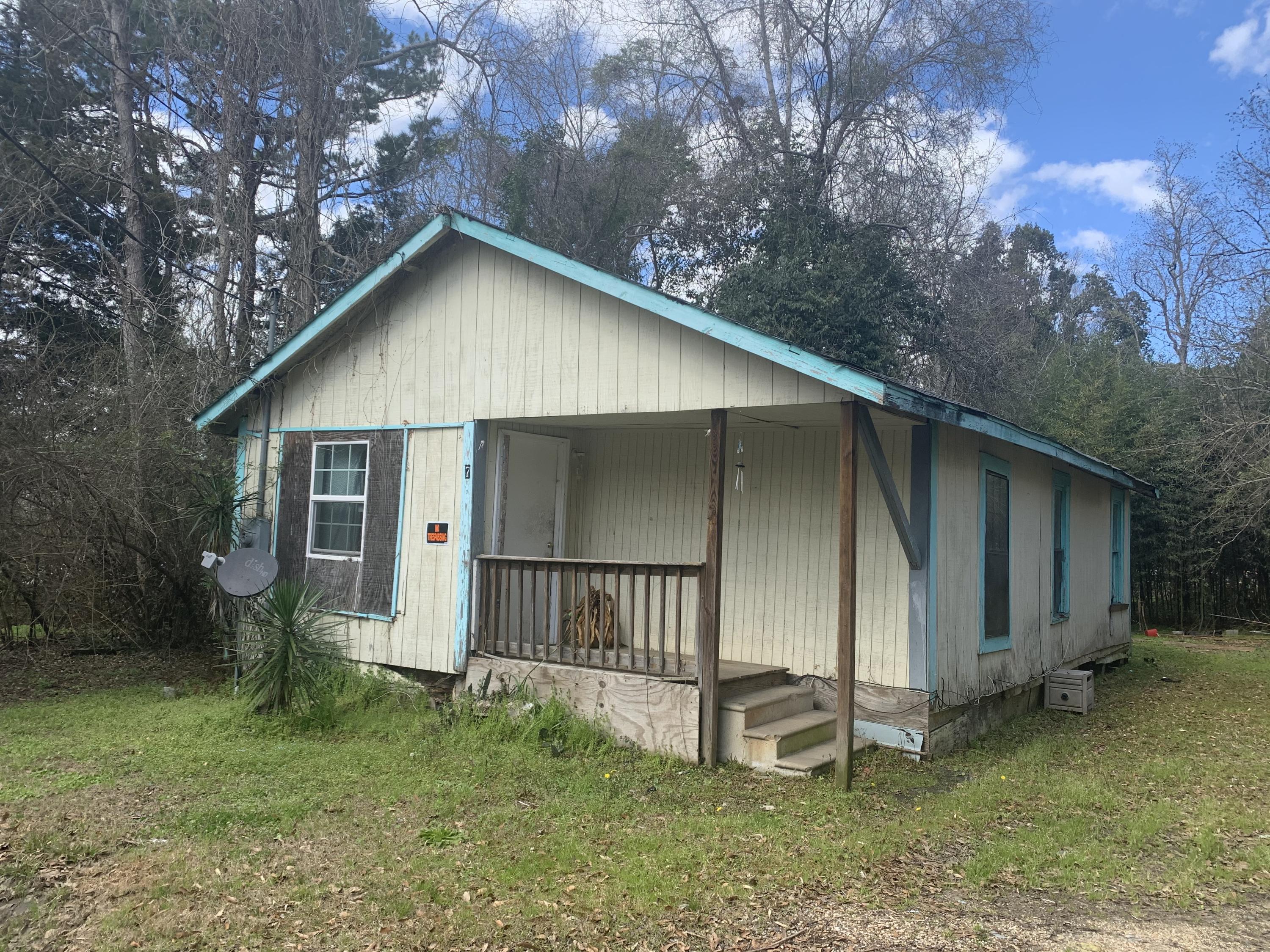 Property Photo: 7 Collins St. MS 39401