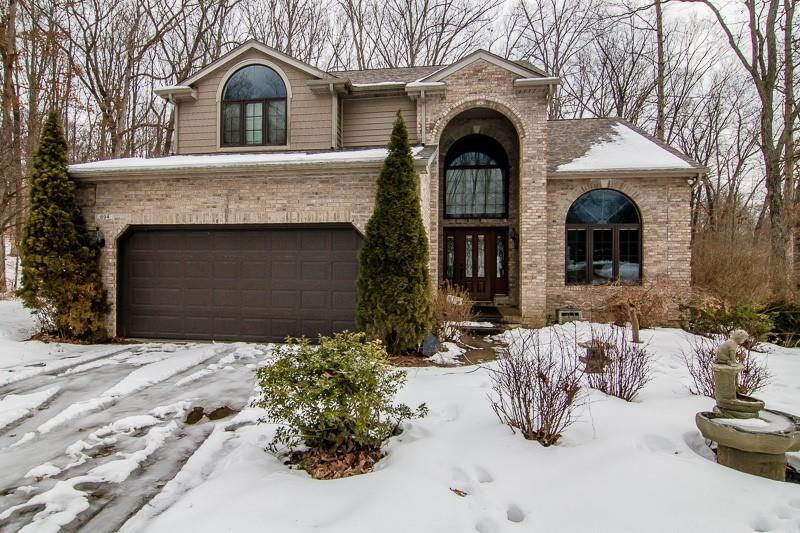 Property Photo: 604 N Hickory Hills Drive IN 47201