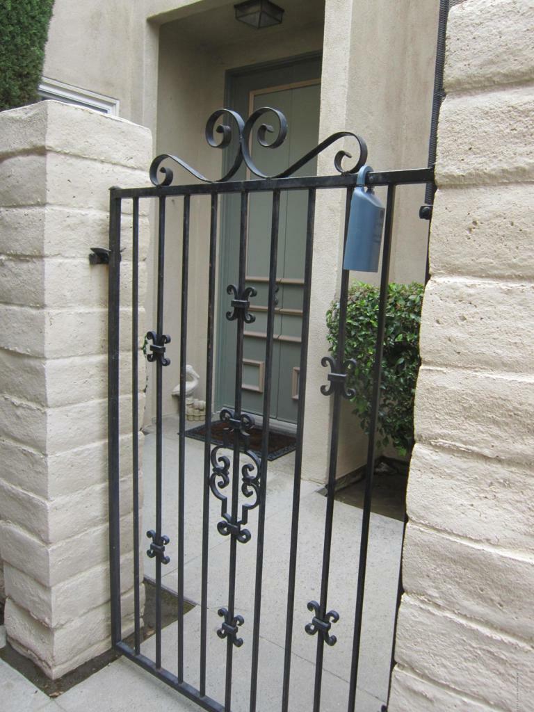 Property Photo: 1024 Fairview Avenue 2 CA 91007