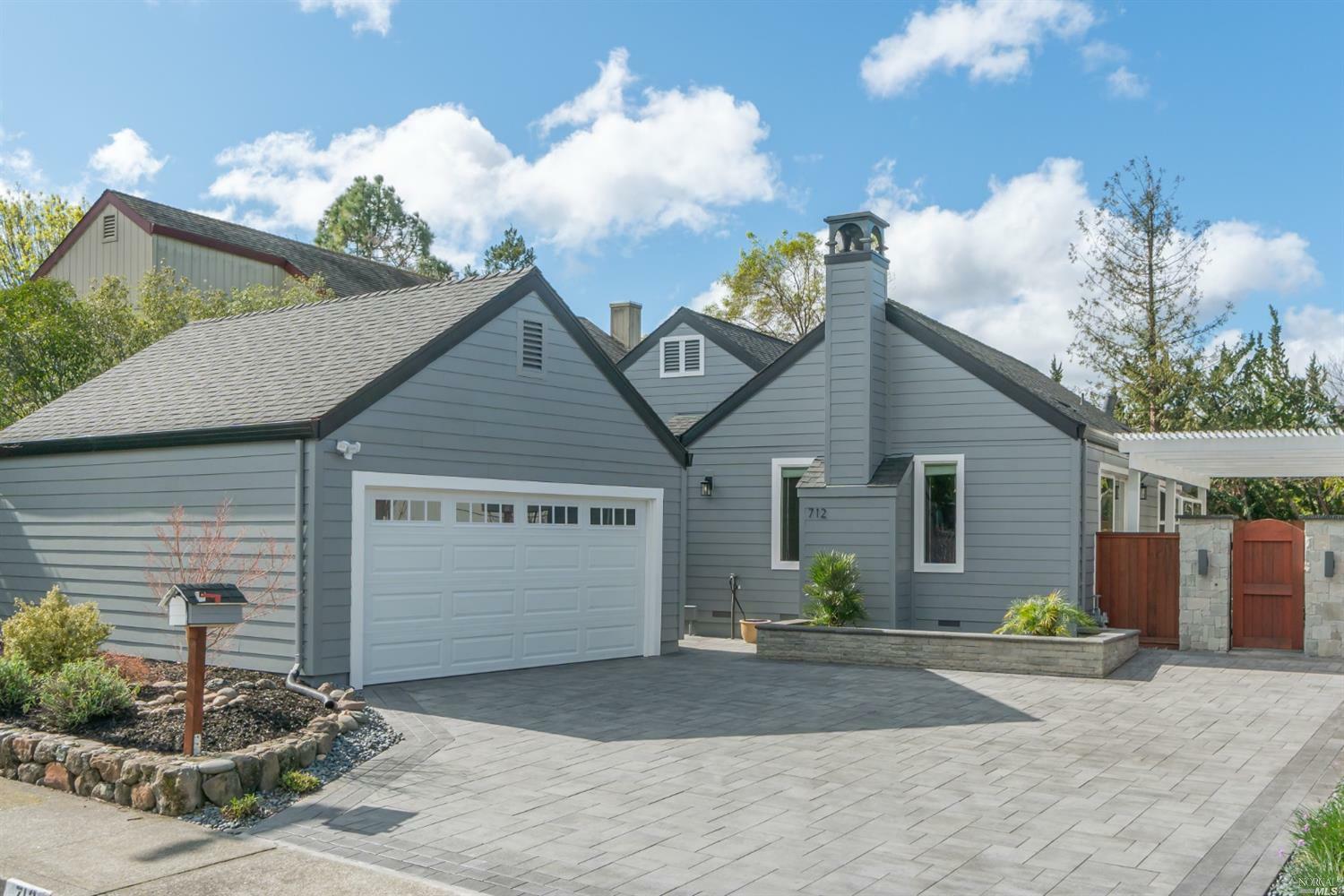 Property Photo: 712 Albatross Drive CA 94945