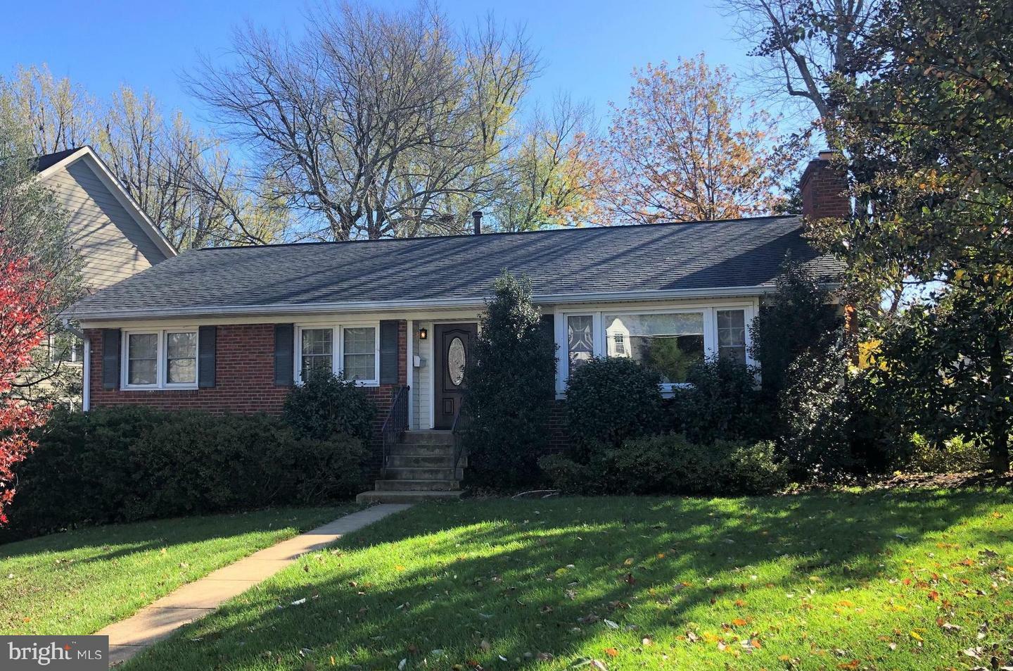 Property Photo:  6242 21st Street N  VA 22205 