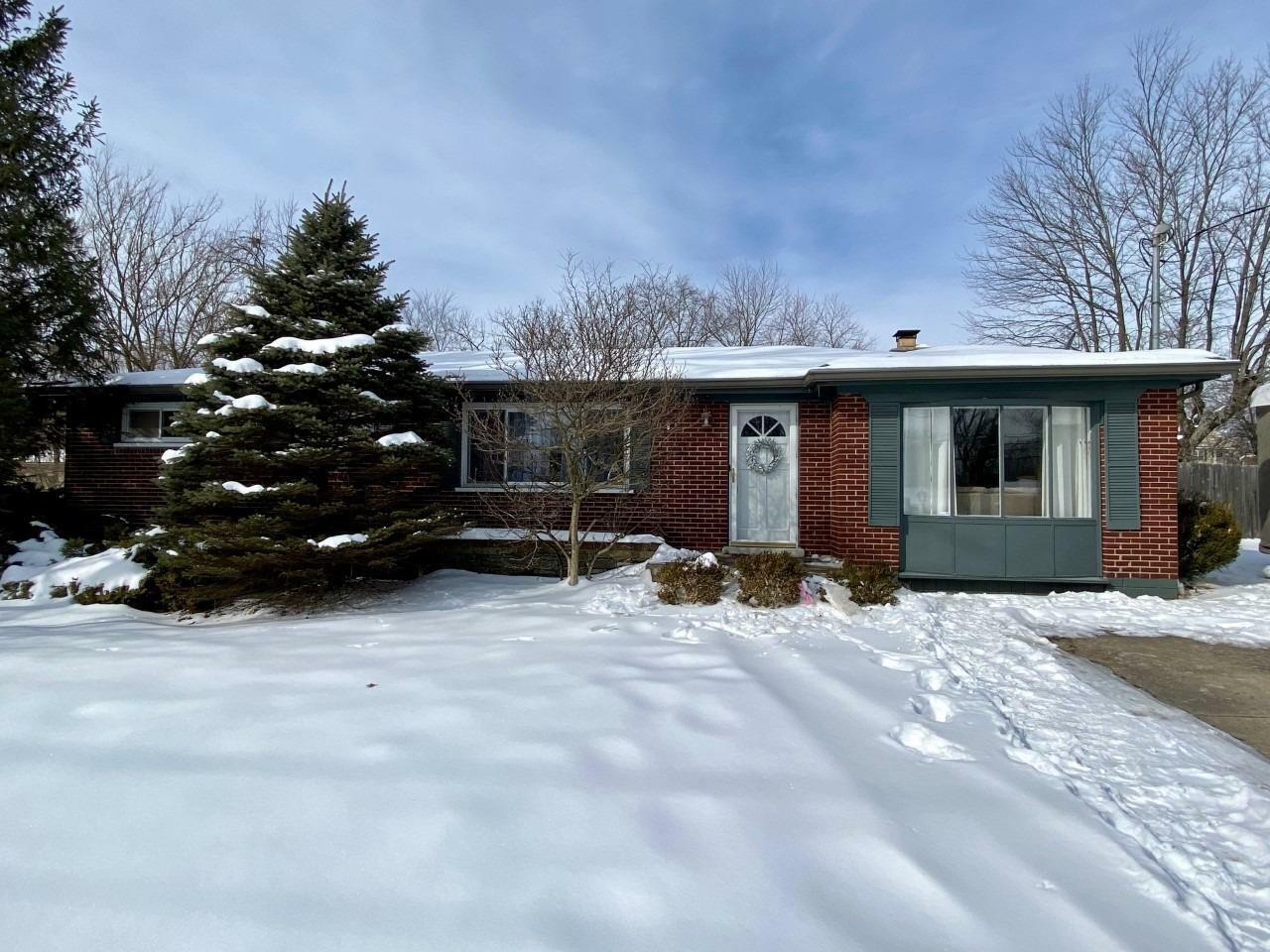 Property Photo: 9157 Columbia Rd OH 45140