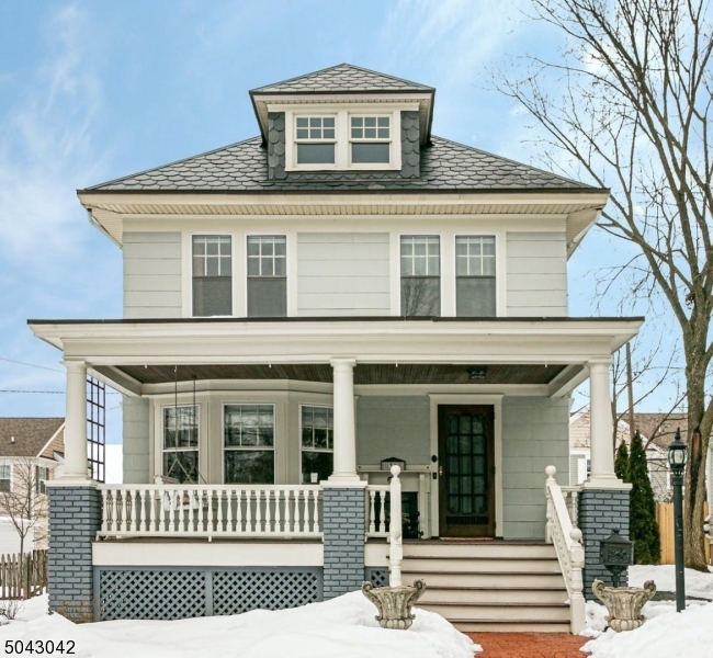 Property Photo:  35 Cleveland Ave  NJ 08904 