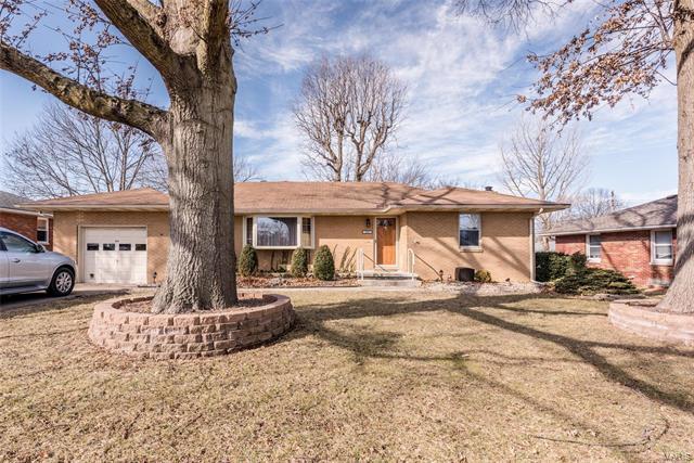 Property Photo: 468 California Avenue 62024