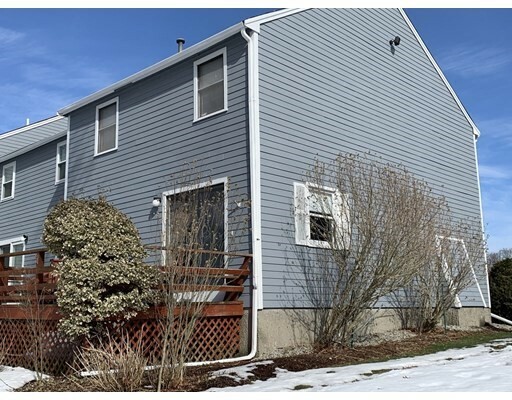 Property Photo: 1 Franklin Square K1 MA 02368