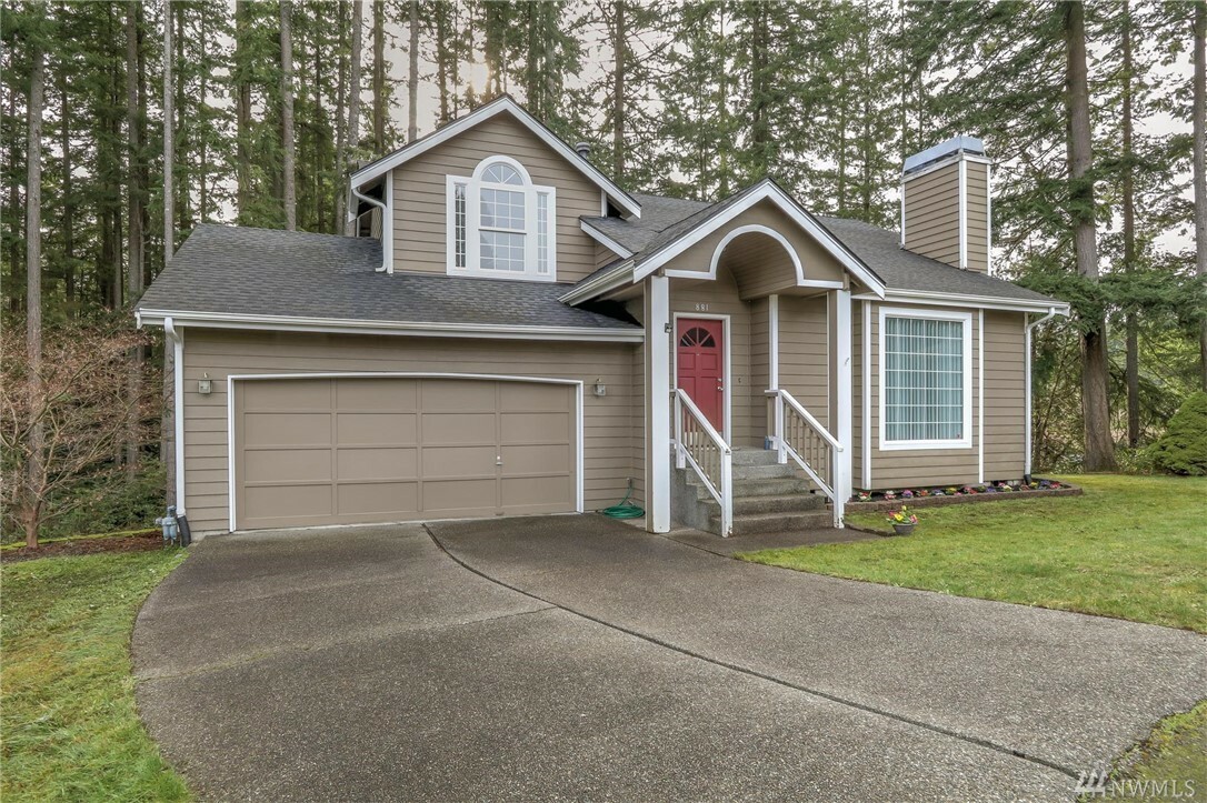 Property Photo:  881 NE Wilshire Ct  WA 98311 