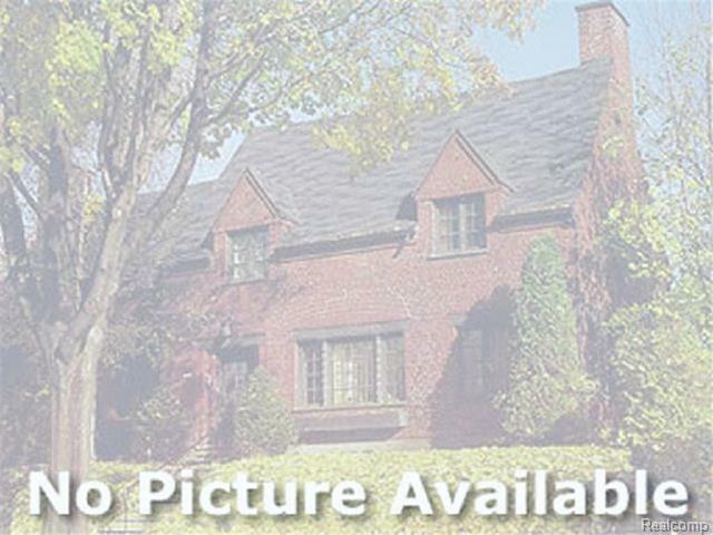 Property Photo:  1876 Vianne Drive  MI 48309 