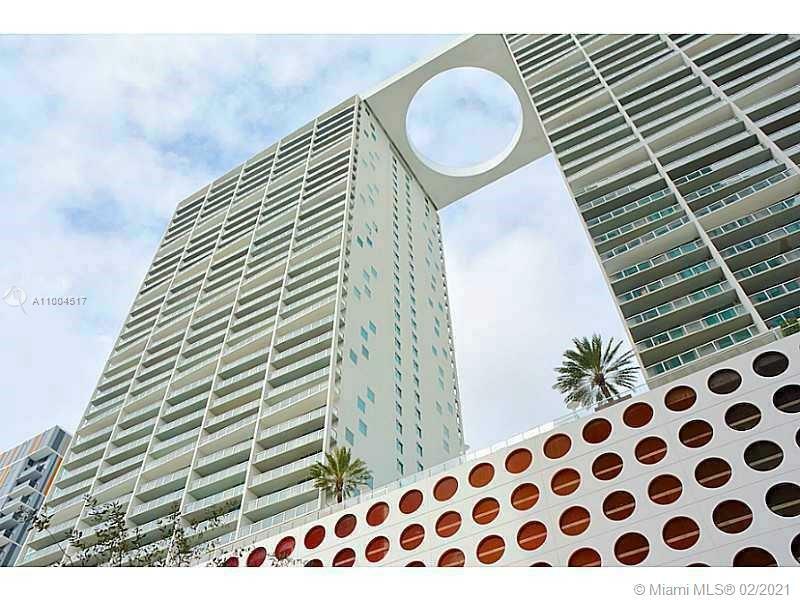 Property Photo:  500 Brickell Ave 2101  FL 33131 