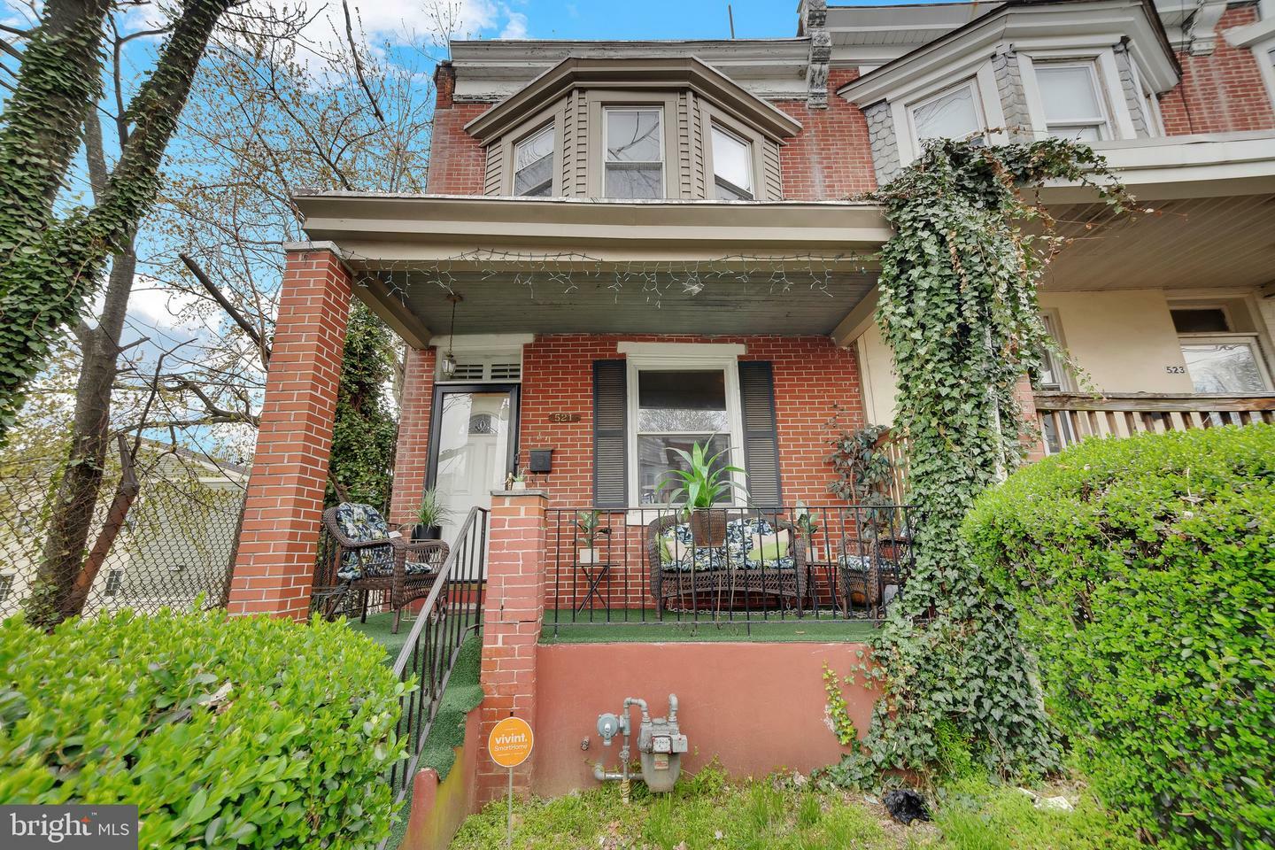 Property Photo: 521 N Clayton Street DE 19805