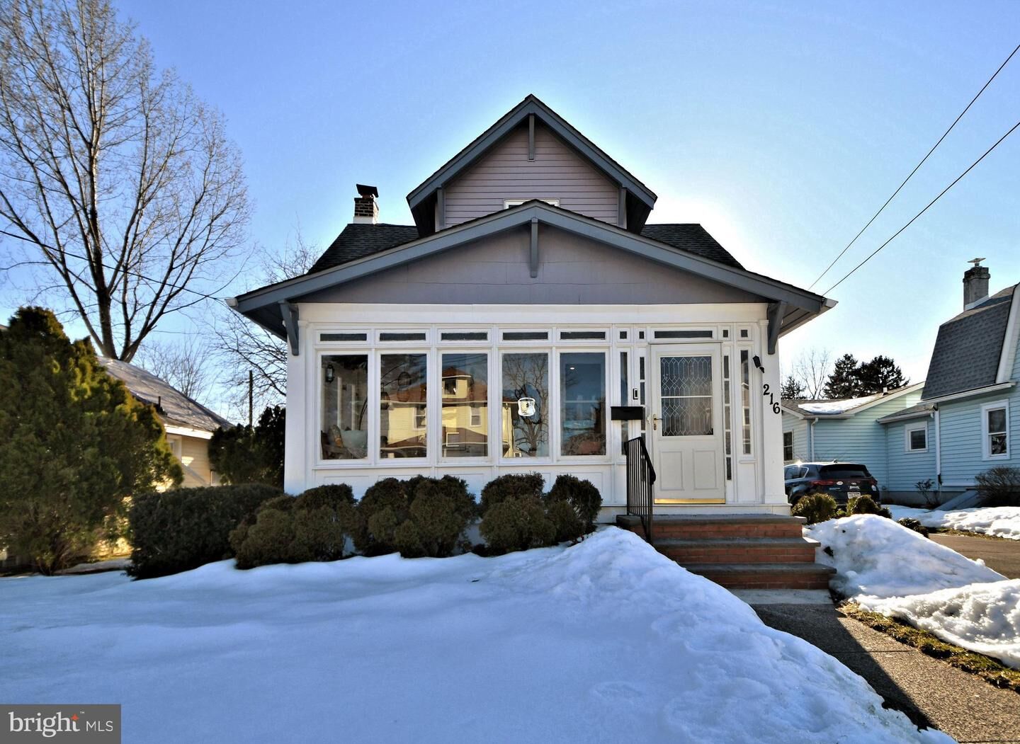 Property Photo: 216 E Monument Avenue PA 19040