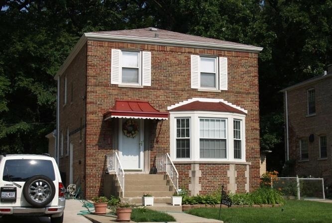 Property Photo: 11524 S Longwood Drive IL 60643