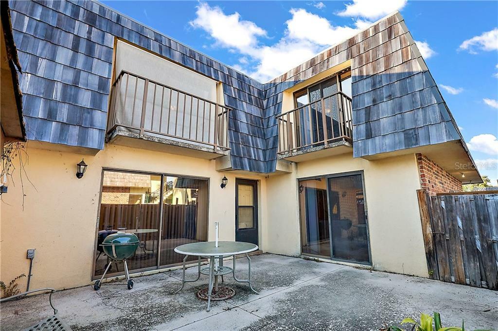 Property Photo: 2942 Poplar Avenue FL 34748