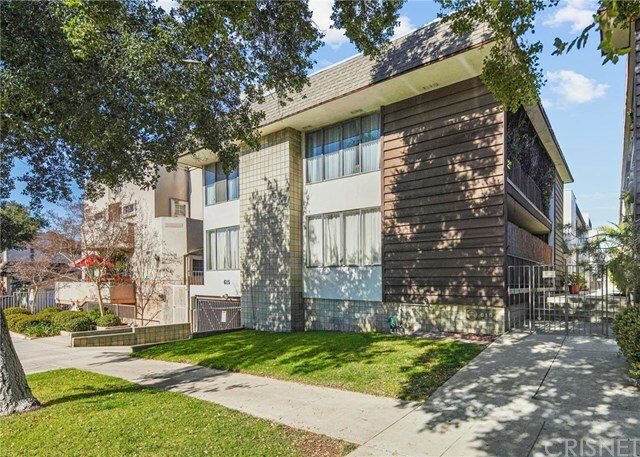 Property Photo:  615 E Olive Avenue D  CA 91501 