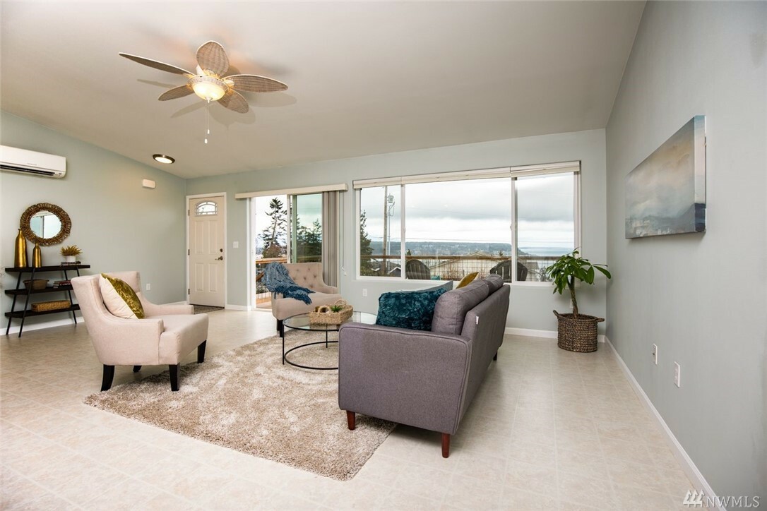Property Photo: 38 Fir Place WA 98368