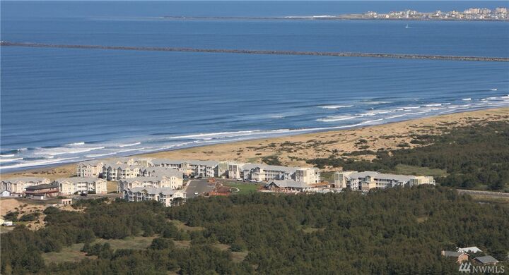 Property Photo: 1600 W Ocean Ave 713 WA 98595