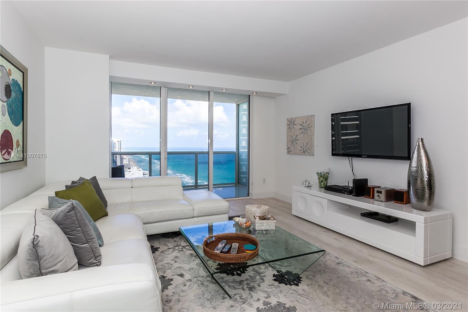 Property Photo: 1830 S Ocean Dr- Seasonal 3711 FL 33009