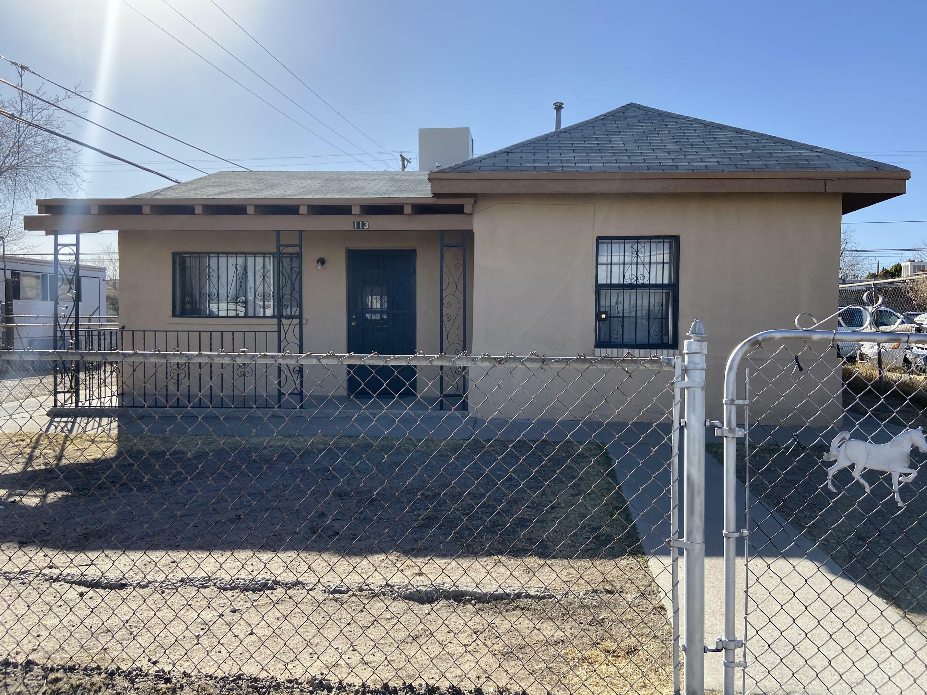 113 S Valencia Place  El Paso TX 79905 photo