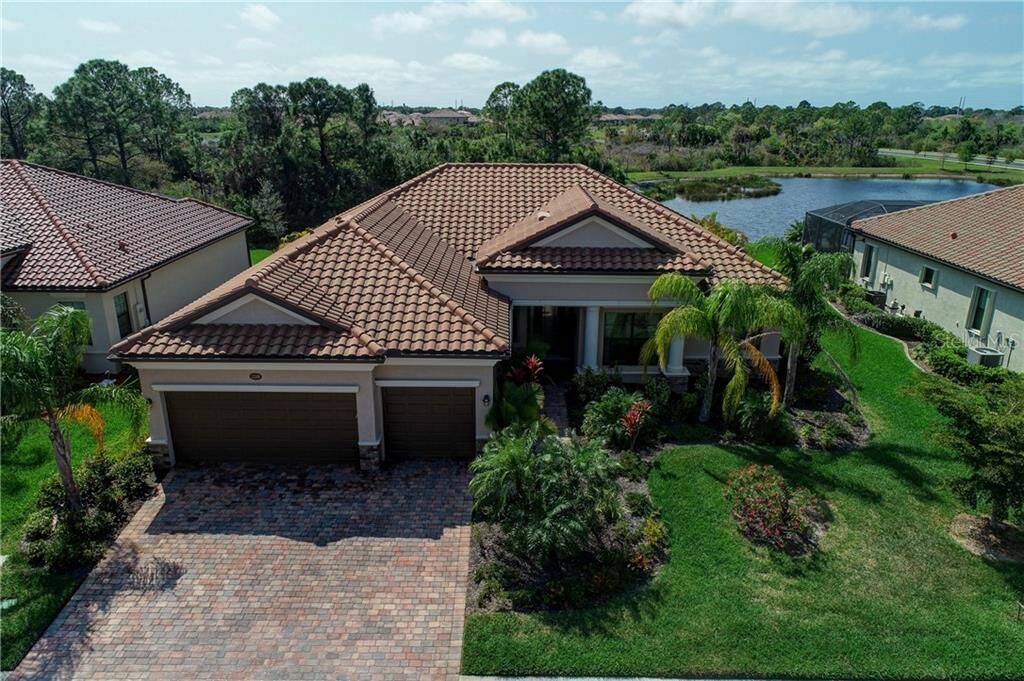 Property Photo: 13389 Caravaggio Court FL 34293