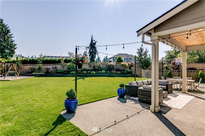 Property Photo:  3916  Victoria Lane  WA 98372 