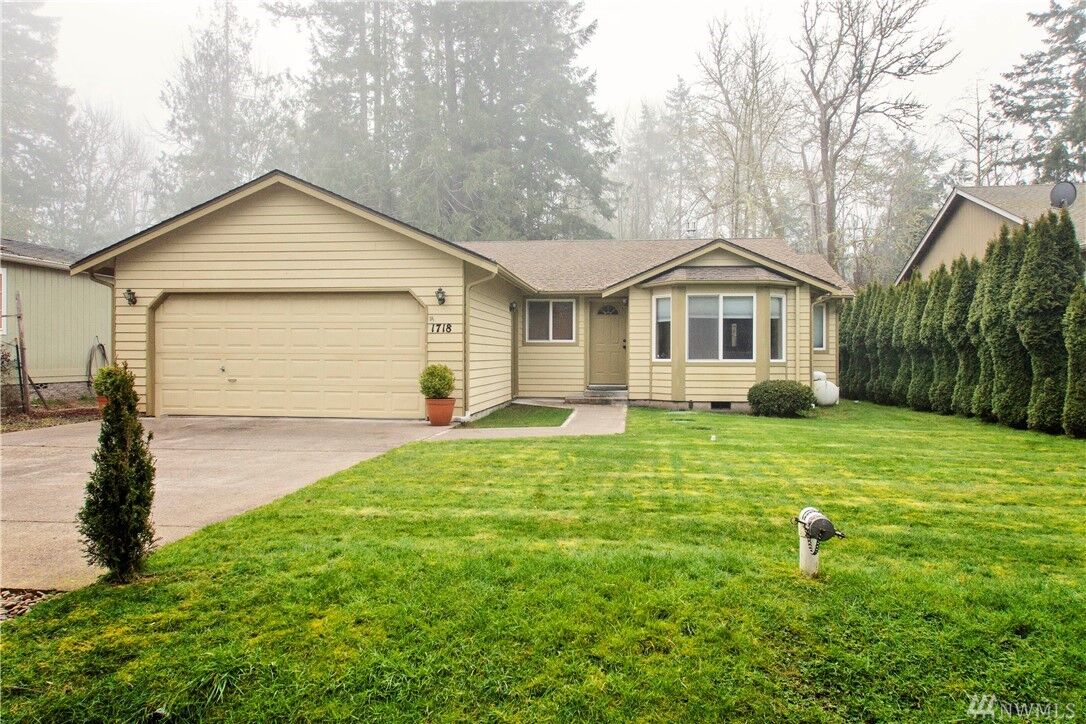 Property Photo:  1718 Island Dr NW  WA 98502 