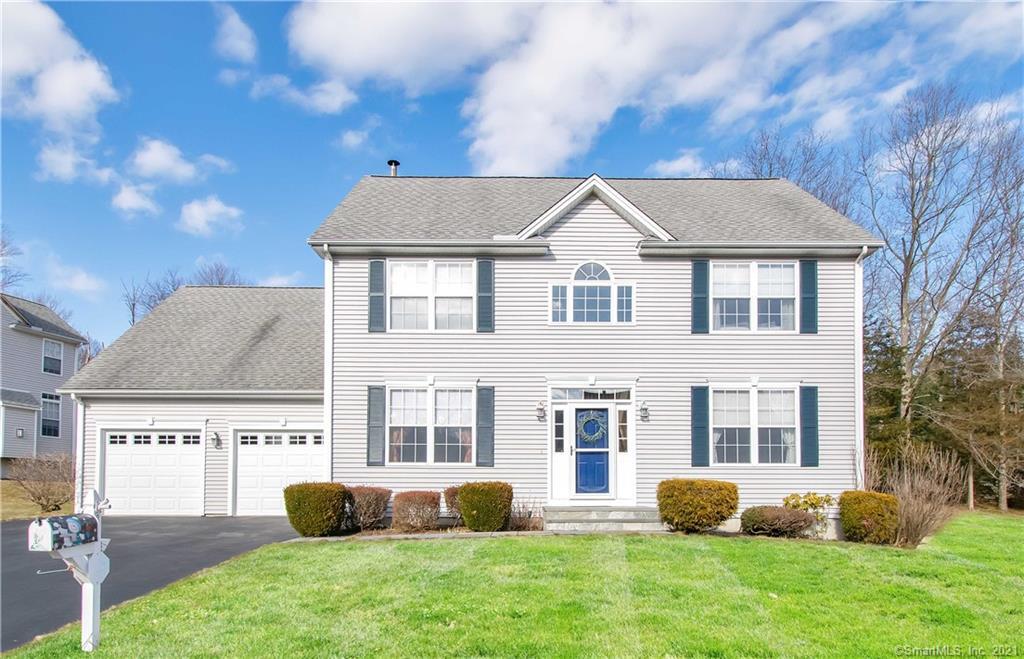 Property Photo: 8 Aspetuck Lane 8 CT 06468