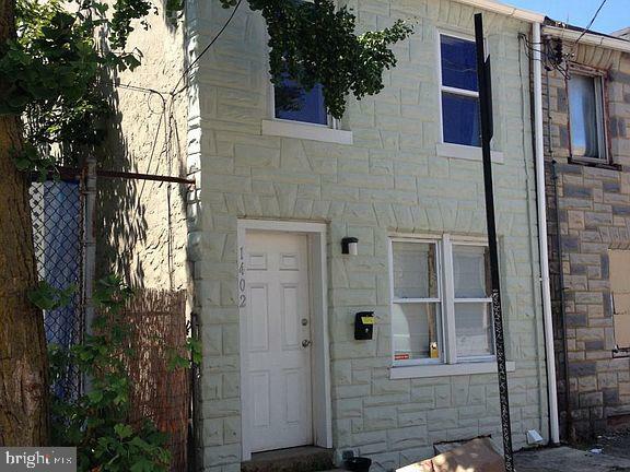 Property Photo:  1402 E Oxford Street  PA 19125 