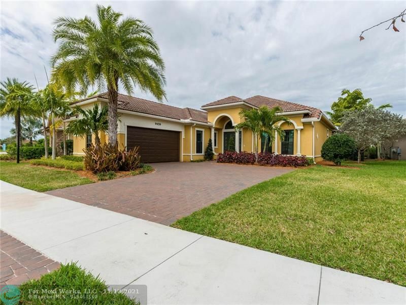 Property Photo:  9459 Vallen Ct  FL 33076 