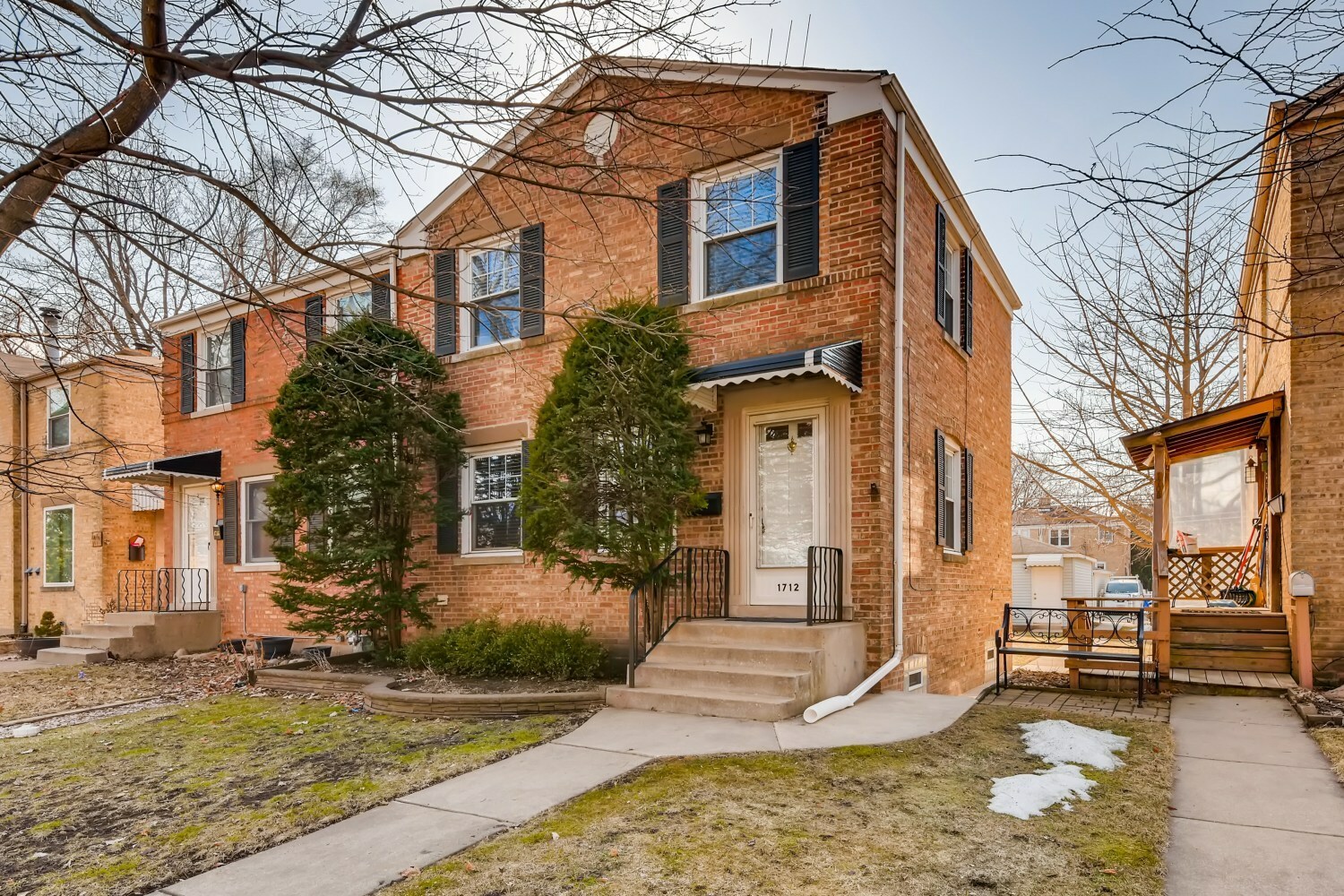 Property Photo:  1712 Linden Street  IL 60018 