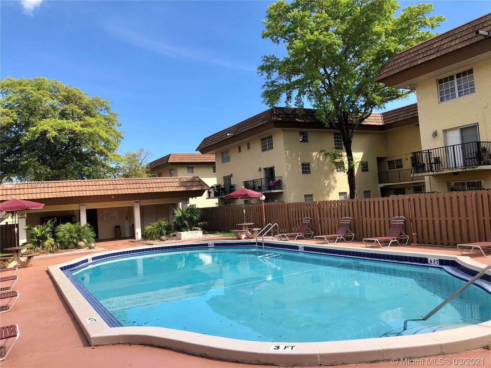 Property Photo: 8500 SW 109th Ave 6-211 FL 33173