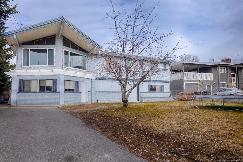 Property Photo: 1310 Horning Road BC V0H 4X0