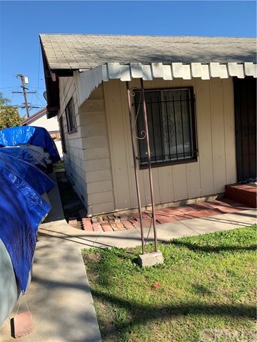 Property Photo: 1910 Saint Louis Avenue CA 90755