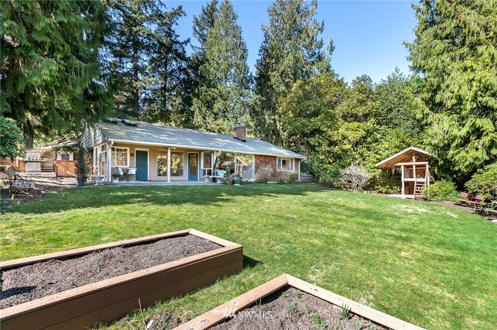 Property Photo: 16010 37th Avenue NE WA 98155