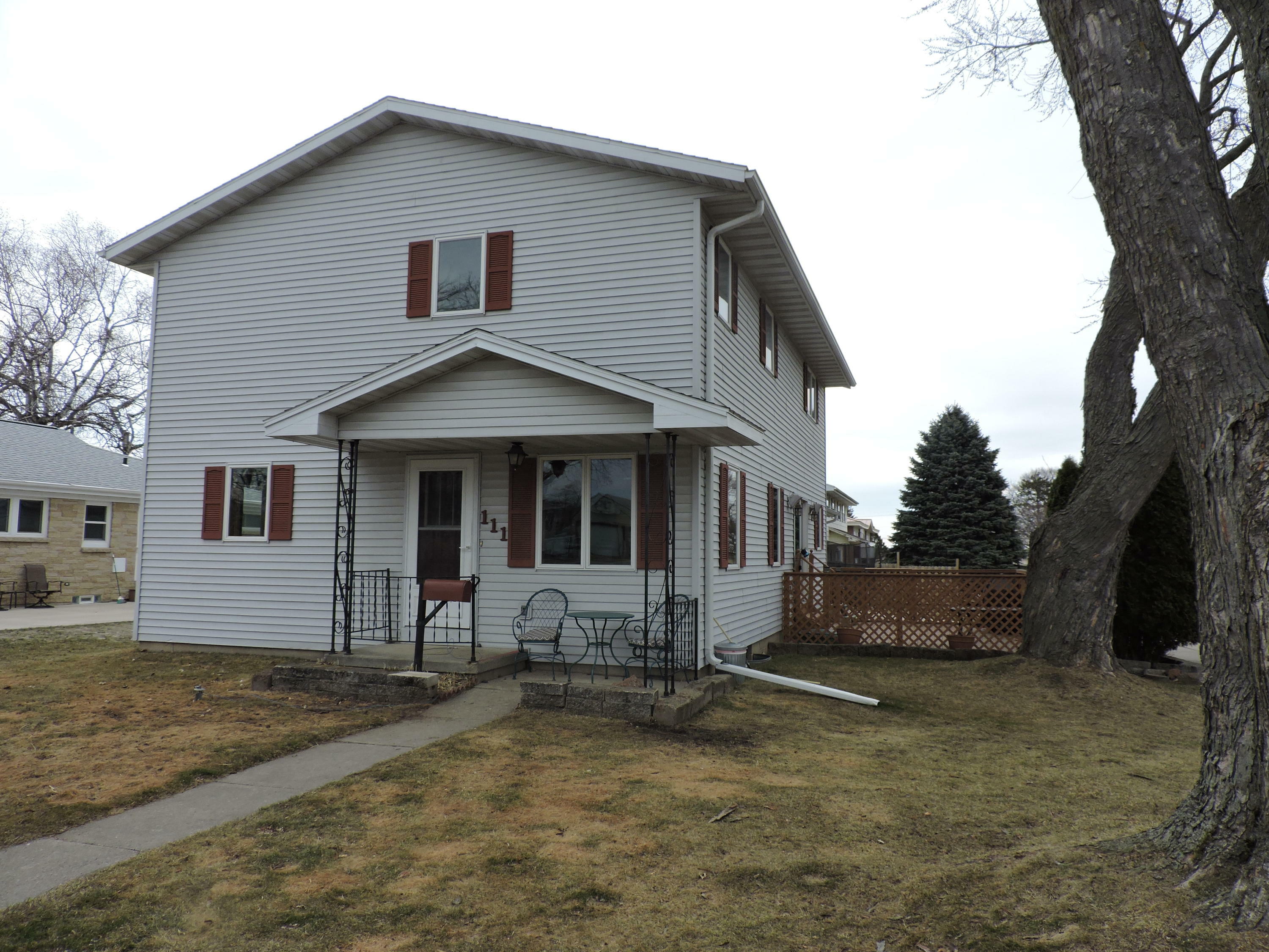 Property Photo:  111 Welch St  WI 53963 