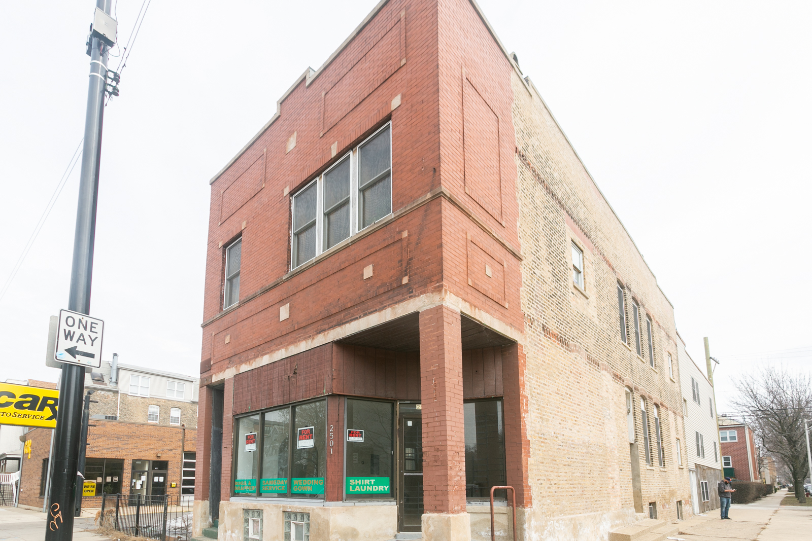 Property Photo: 2501 N Ashland Avenue 1R IL 60614