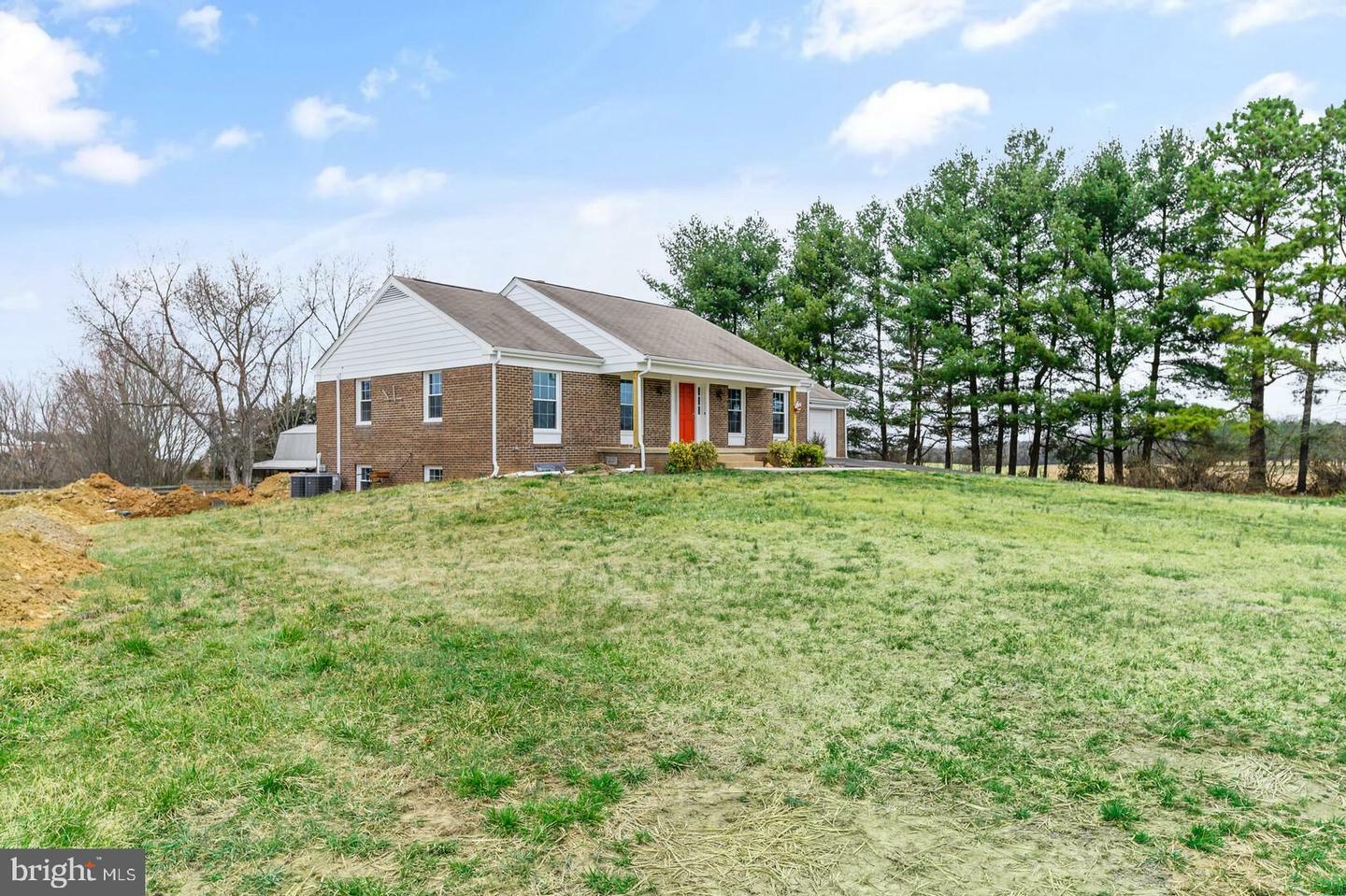 Property Photo:  13000 Nokesville Road  VA 20181 