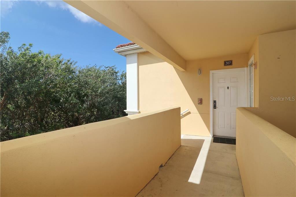 Property Photo:  1010 Villagio Circle 207  FL 34237 