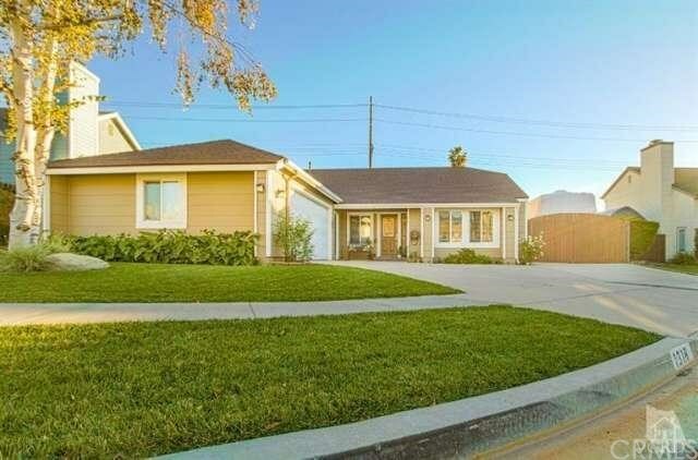 Property Photo:  1318 Casmalia Court  CA 93065 