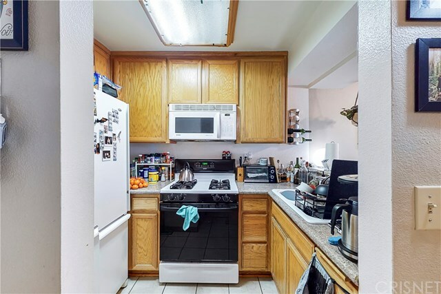 Property Photo:  5325 Newcastle Avenue 131  CA 91316 