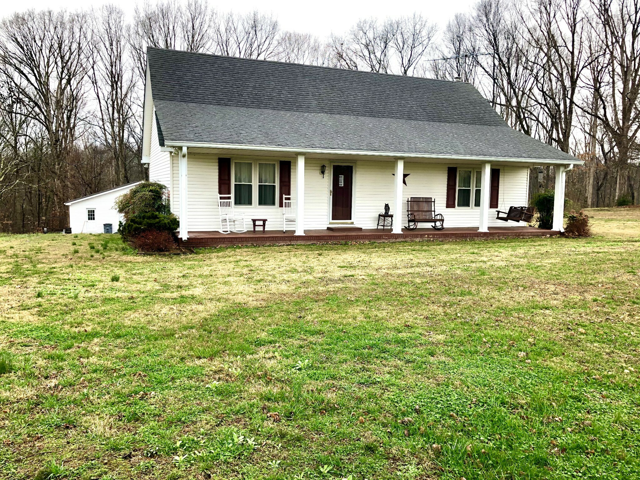 Property Photo:  939 Perrigo Ln  TN 37083 