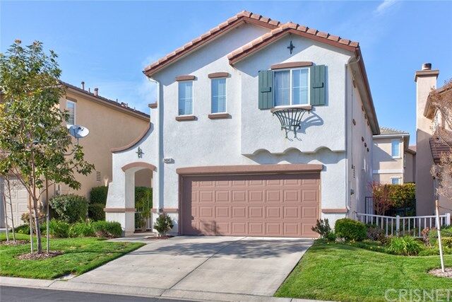 Property Photo: 24041 Joshua Drive CA 91354