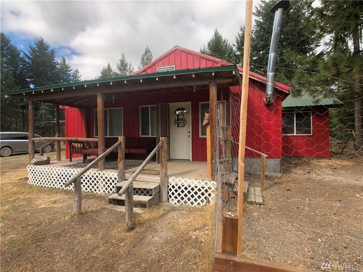 Property Photo: 100 Spur Rd WA 98855