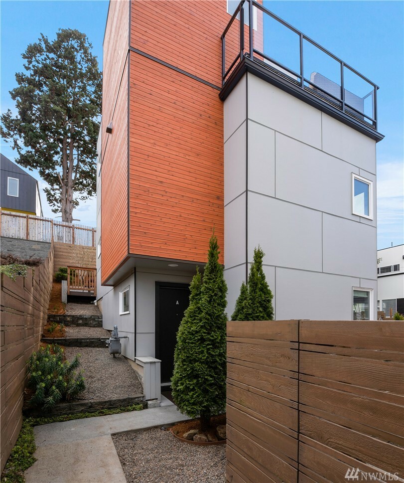 Property Photo: 3941 S Brandon St A WA 98118
