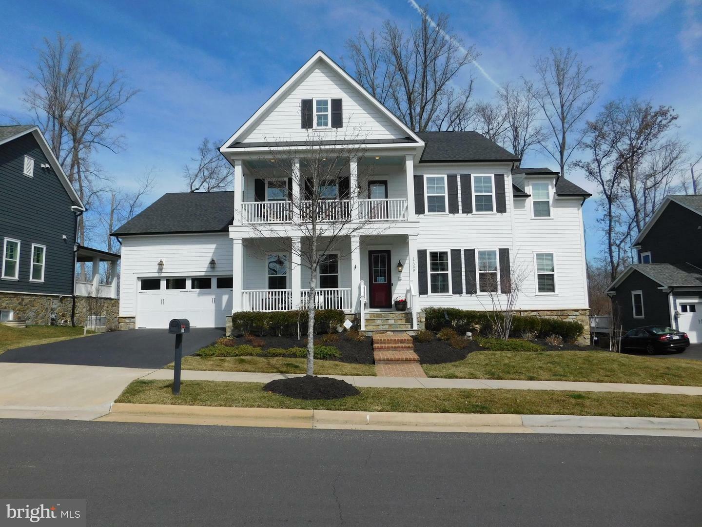 Property Photo:  17099 Belle Isle Drive  VA 22026 